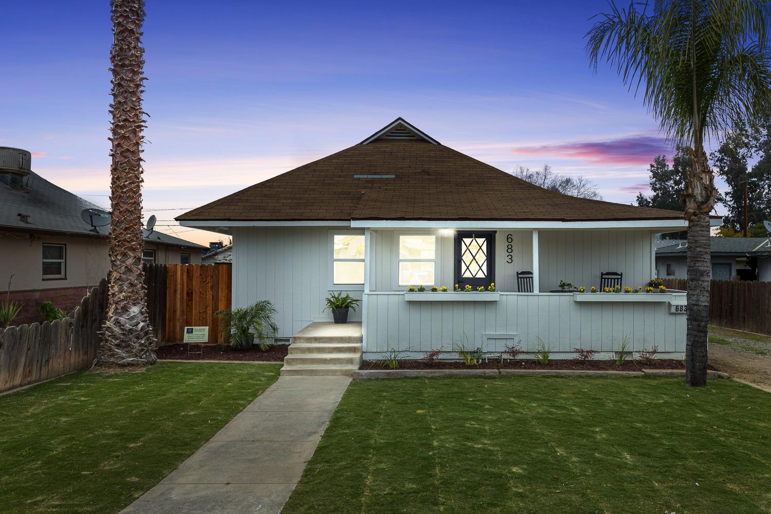 683 E Polk St, Coalinga, CA 93210