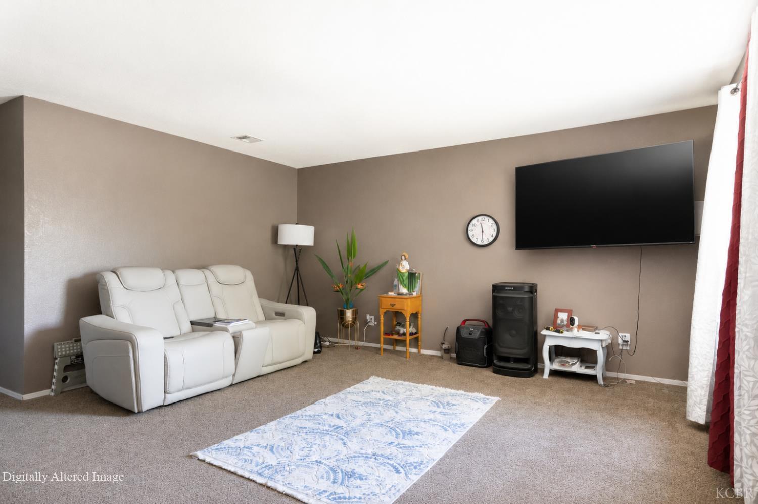 425 Marin St, Avenal, CA 93204